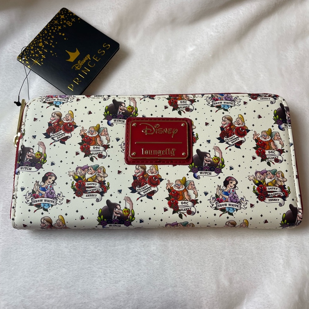 Loungefly Snow White Tattoo wallet, NWT